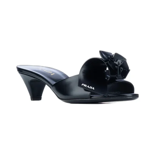 Low-Heeled Slip-On Sandals
