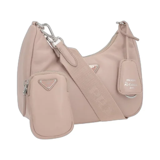 Logo Plaque Chain-Linked Shoulder Bag