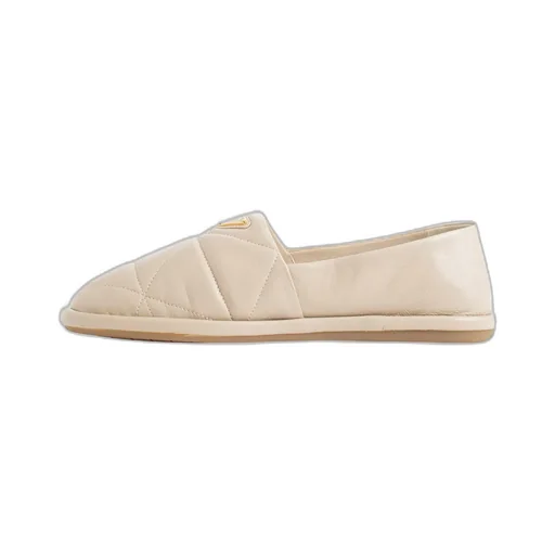 Logo Detail Flat Shoes