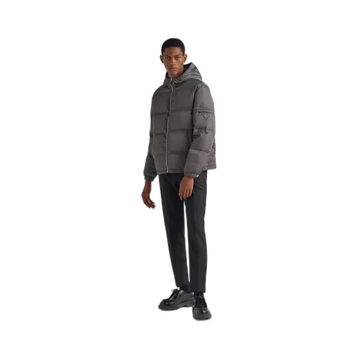 Medium-Weight Re-Nylon Down Jacket