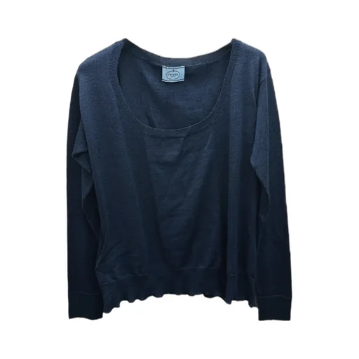 Long-Sleeved Knitted Top