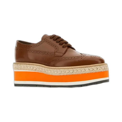 Round-Toe Lace-Up Shoes