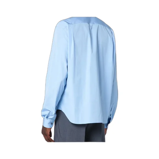 Long Sleeved Buttoned Shirt