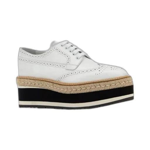 Round-Toe Lace-Up Shoes