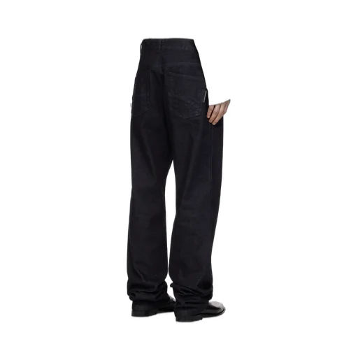 Belt-Loop Jeans