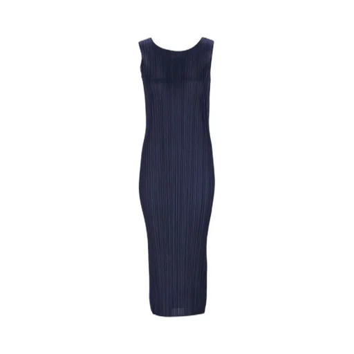 Sleeveless Dress