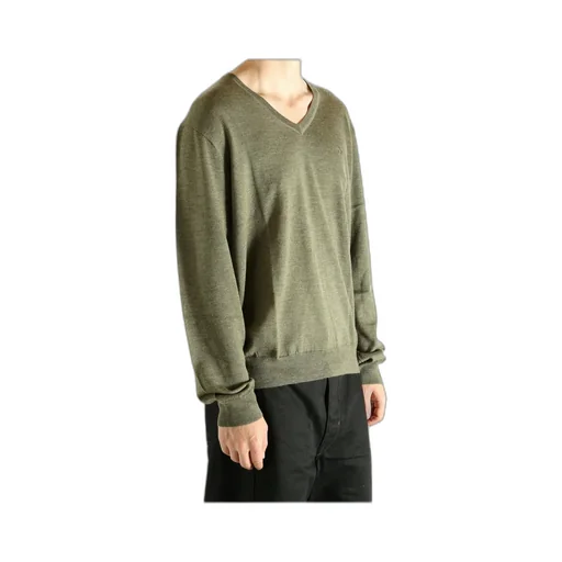 V-Neck Jumper