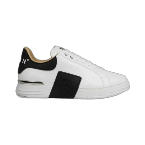 Logo Plaque Low-Top Sneakers