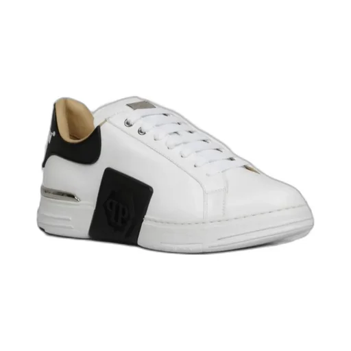Logo Plaque Low-Top Sneakers