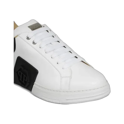 Logo Plaque Low-Top Sneakers