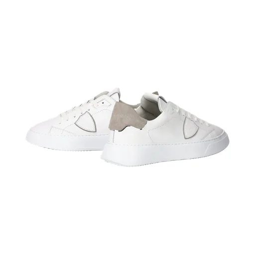 Temple Veau Lace-Up Sneakers