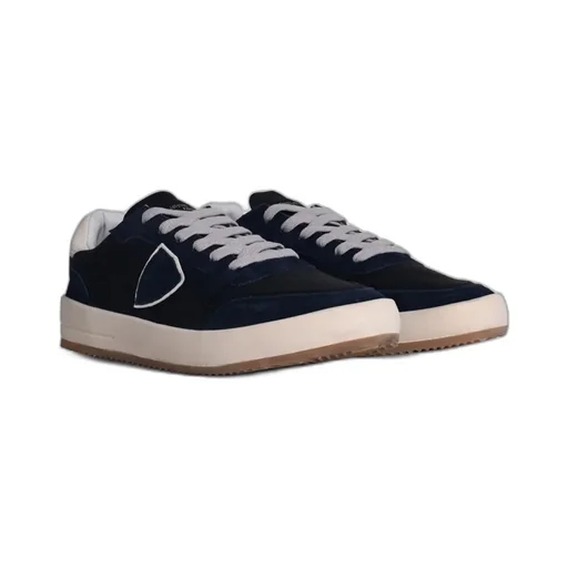 Nice Low-Top Sneakers