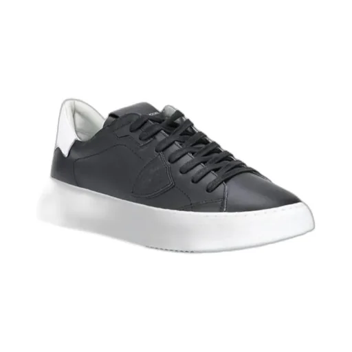 Temple Veau Lace-Up Sneakers