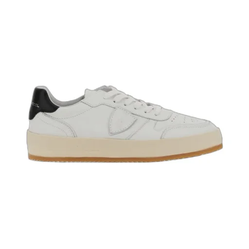 Logo Patch Low-Top Sneakers