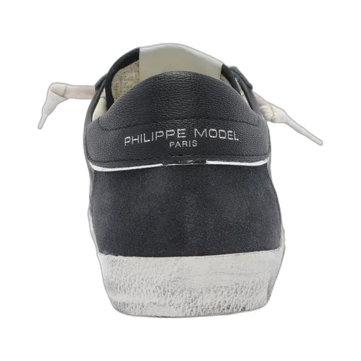 Lace-Up Low-Cut Sneakers