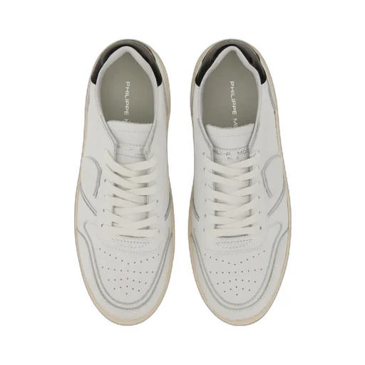 Logo Patch Low-Top Sneakers