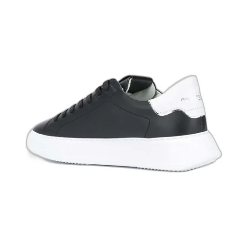 Temple Veau Lace-Up Sneakers
