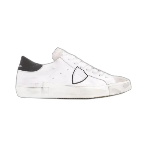Round Toe Lace-Up Sneakers