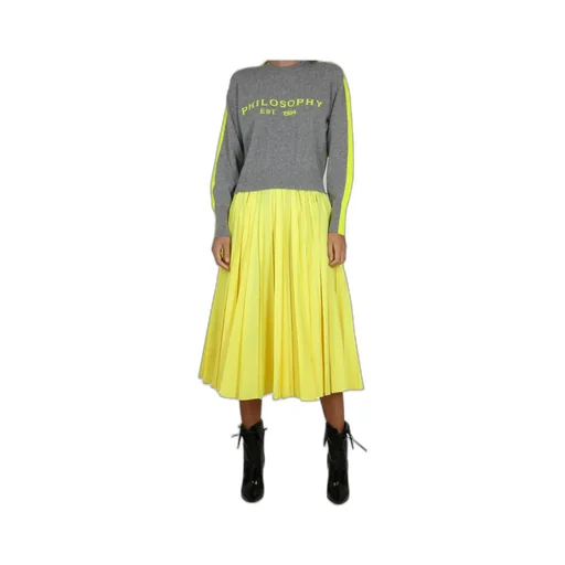 Pleated Mid-Length Flared Skirt