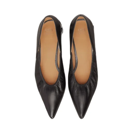 Pointed Pleated Low-Heeled Shoes