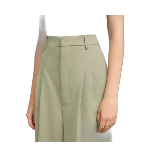 Wide Leg Pleated Pants