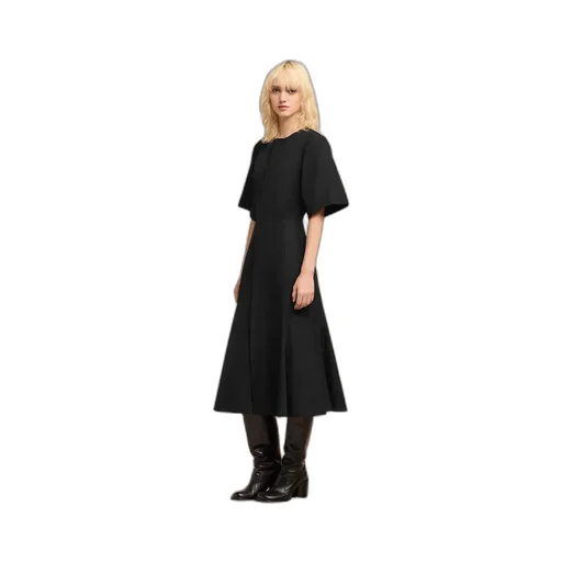 Mid-Sleeved Round-Neck Midi Dress