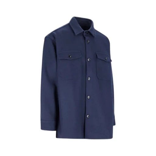 Long-Sleeved Buttoned Shirt