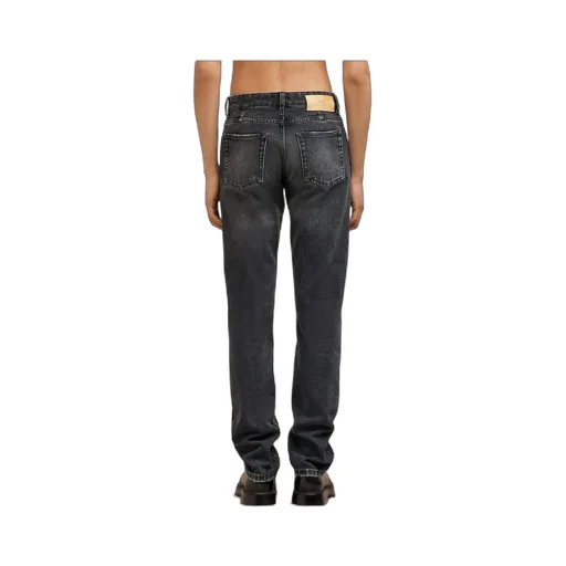 Logo-Patch Straight Leg Jeans