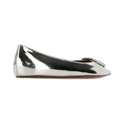Pointed Flat Shoes