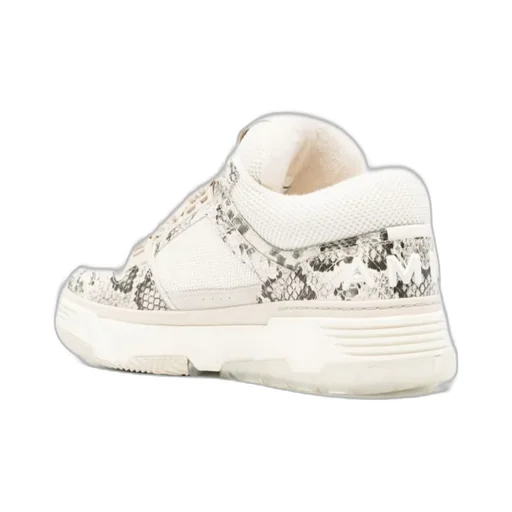 Lace-Up Logo Low-Cut Casual Shoes