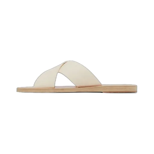 Thais Flat Leather Sandals