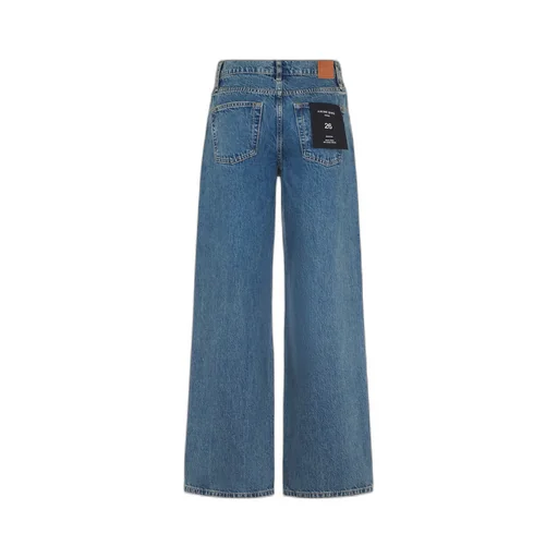Straight Jeans
