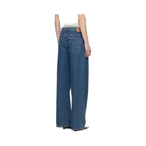 Straight Jeans