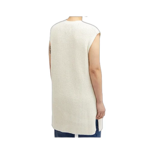 Sleeveless Sweater