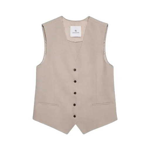 Lena Vest