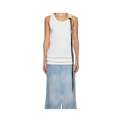 Sleeveless Vest