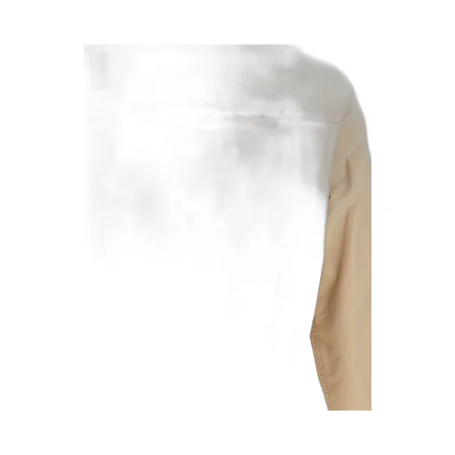 Buttoned Long-Sleeved Shirt