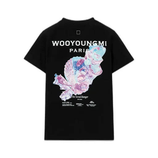 Graphic-Print T-Shirt
