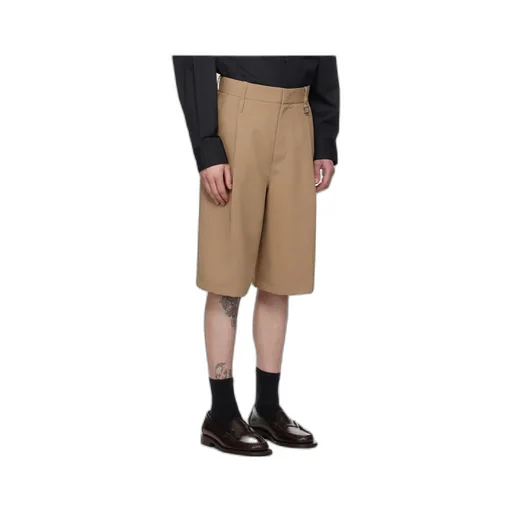 One-Tuck Pleated Shorts