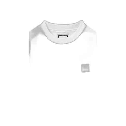 Short-Sleeved T-Shirt