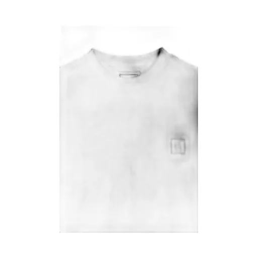 Short-Sleeved T-Shirt