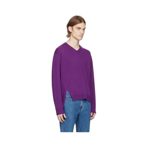 V-Neck Long-Sleeved Sweater