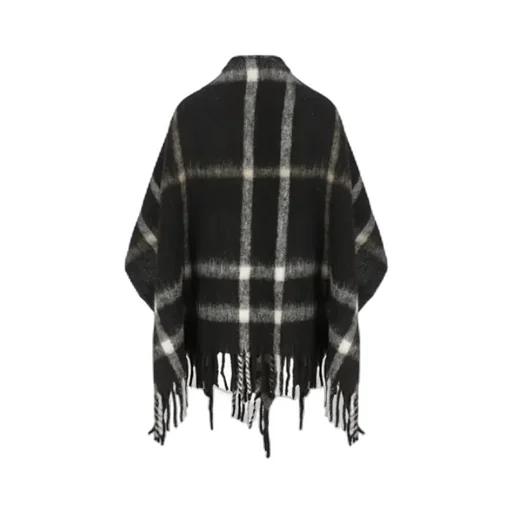 Fringed Cape