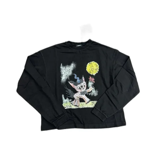 Long-Sleeved T-Shirt