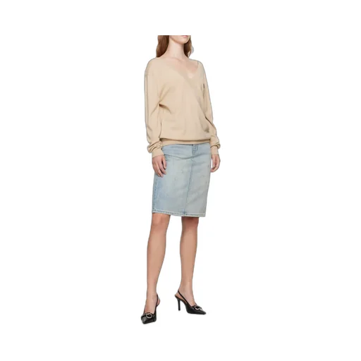 Deep V-Neck Long-Sleeved Sweater