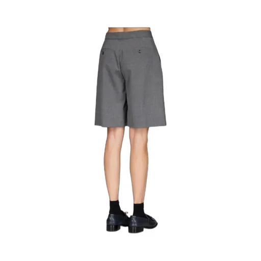 Pleated Bermuda Shorts