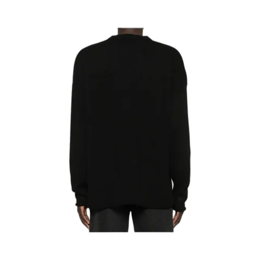 Long-Sleeved Sweatshirt