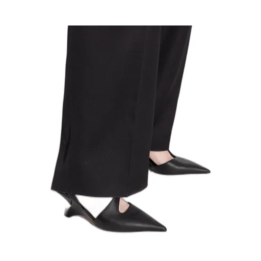 Swan Cut Out Detailed Stiletto Heel Pumps