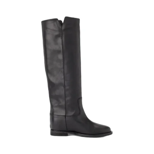 Flat Boots