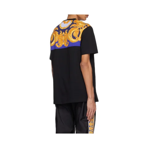 Medusa-Print Detail T-Shirt